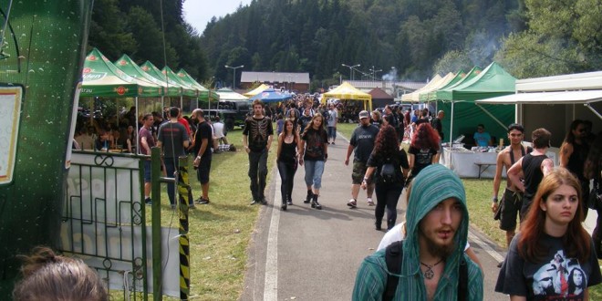 Rockstadt Extreme Fest: Râșnovul a fost luat cu asalt de rockeri