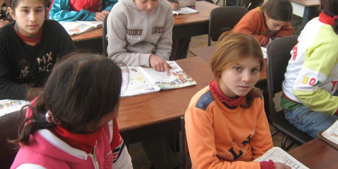 Topliţa: Şcoala unde învaţă copiii rromi (I)
