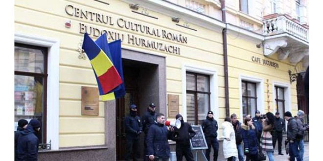 Vieţile liderilor români din Ucraina, ameninţate de către naţionaliştii ucraineni în complicitate cu autorităţile