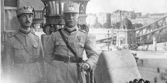 Regimul comunist din Ungaria în analiza colonelului Laurenţiu Bârzotescu (I)