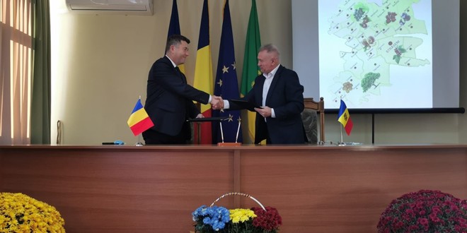Acordul de colaborare între Consiliul Judeţean Harghita şi Raionul Străşeni – Republica Moldova a fost semnat