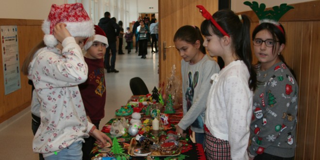 Târgul de Crăciun de la Şcoala Gimnazială „Liviu Rebreanu” din Miercurea-Ciuc