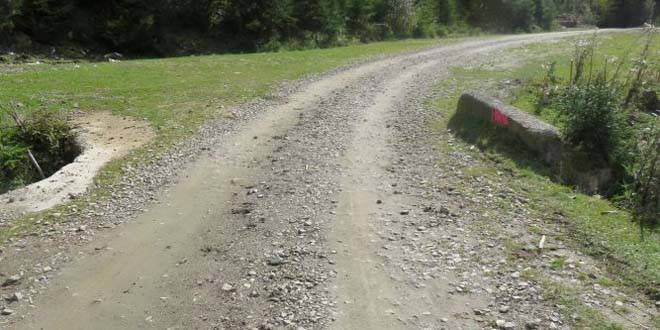 Fonduri Regio pentru asfaltarea drumului de la Bilbor până la intrarea în judeţul Suceava