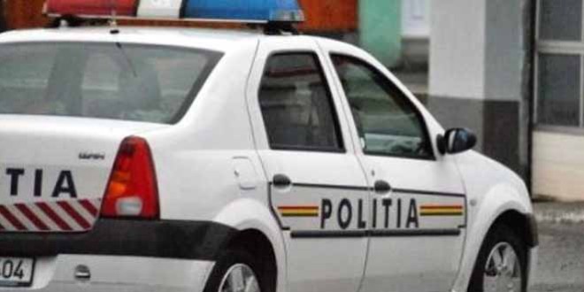 <h5><i>Ieri după-amiază, în Miercurea Ciuc:</i></h5>Șofer aflat sub influența băuturilor alcoolice, încătușat de polițiști după o urmărire pe mai multe străzi din centrul municipiului