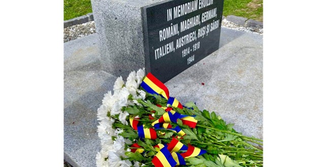 Eveniment de comemorare a eroilor la Cimitirul Internaţional de la Valea Uzului, de Ziua Armatei