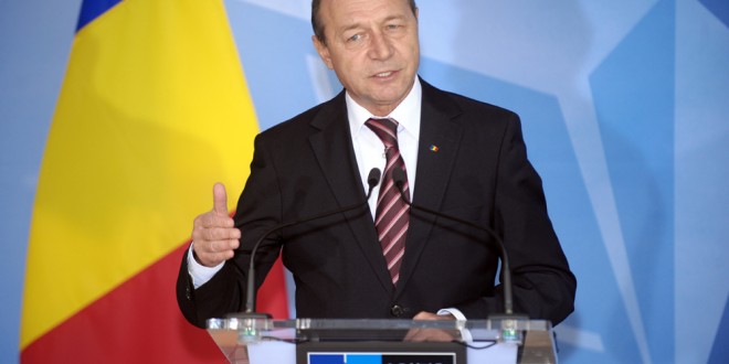 Traian Băsescu va cere repoziţionarea resurselor NATO