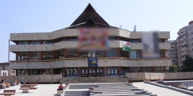 Consiliul local a decis achiziţionarea Casei Artelor (fosta Casă de cultură a sindicatelor Miercurea-Ciuc)