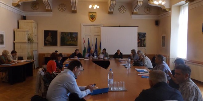 În şedinţă extraordinară: Consiliul local municipal Miercurea-Ciuc a aprobat completarea şi modificarea bugetului de venituri şi cheltuieli pe 2015