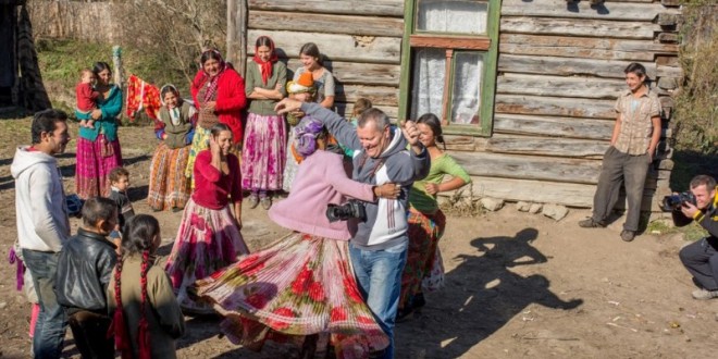Evenimentul de închidere al proiectului Comunitatea romilor prin perspectiva artelor vizuale