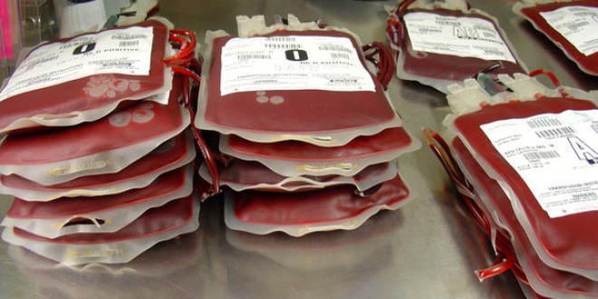 Aproximativ 500 de donatori de sânge lunar în judeţ