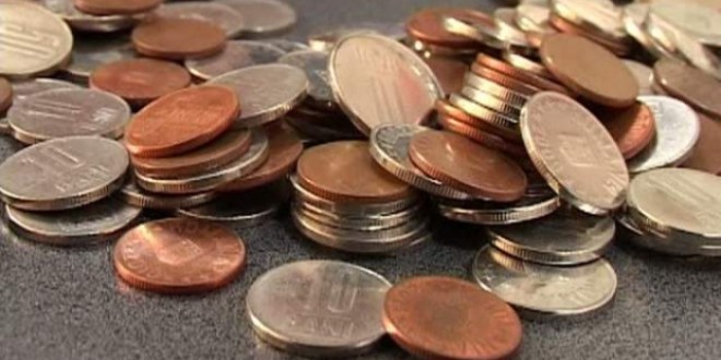 Metodă de înşelăciune: monede de 10 bani pentru bijuterii