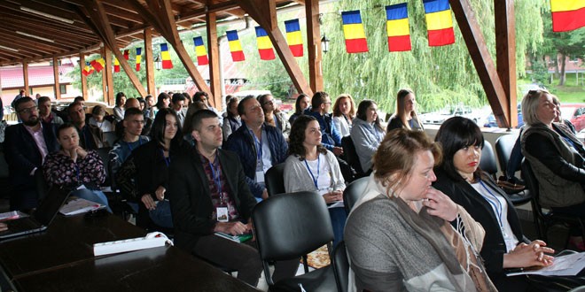 Problemele românilor din diaspora, discutate la Universitatea de Vară de la Izvoru Mureşului