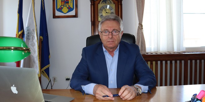 Stelu Platon, primarul municipiului Topliţa: „Sunt optimist şi am convingerea că anul acesta, în sfârşit, vom avea gaz în oraş”