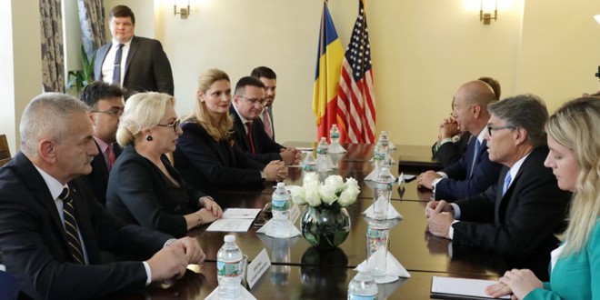 Întrevederi ale premierului României cu oficiali americani