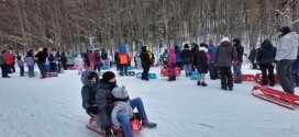 Feerie de iarnă în rezervaţia care adăposteşte singurul lac vulcanic din România