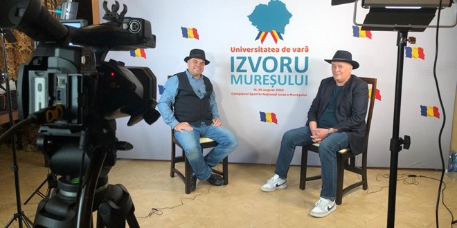 Maraton de interviuri cu personalităţi din Harghita şi din ţară realizate la Universitatea de Vară de la Izvoru Mureşului