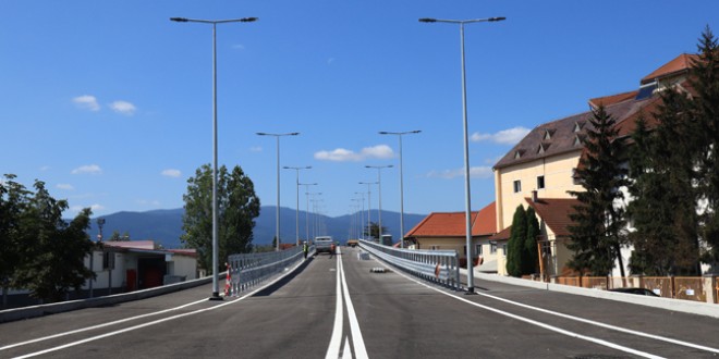 În decembrie se va putea circula pe podul peste calea ferată din Miercurea-Ciuc