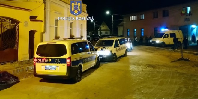 <h5><i>În această dimineață:</i></h5>Percheziții la persoane bănuite de șantaj și camătă, în municipiile Gheorgheni și Toplița, precum și în județul Mureș
