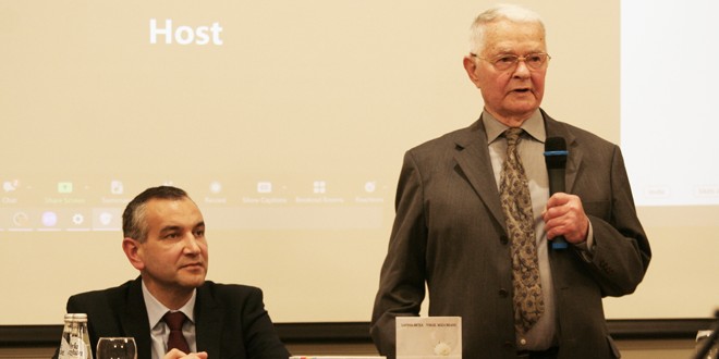 Miercurea-Ciuc: Lansarea cărţii „Ce s-a întâmplat de fapt”, în prezenţa fostului şef al SRI Virgil Măgureanu