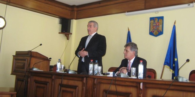 Preşedintele Senatului s-a întâlnit, la Topliţa, cu susţinătorii lui Victor Ponta
