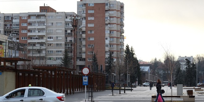 În timp ce în Cluj-Napoca un apartament se vinde, în medie, cu 1.571 euro pe metru pătrat, harghitenii din municipii îl cumpăra cu cel mult 1.118 euro/m2