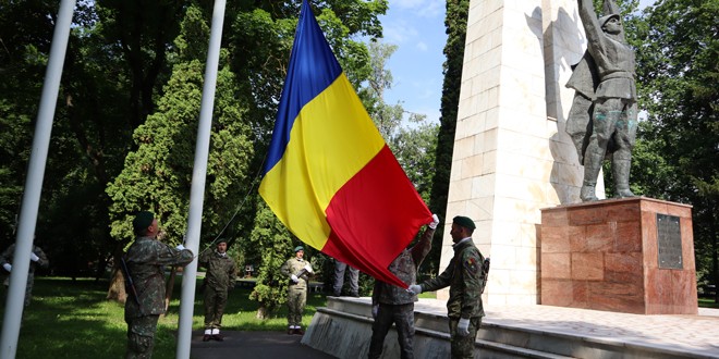 Prefectul județului Harghita: „Ziua Drapelului Naţional, sărbătorită astăzi, reprezintă pentru noi toţi, cetăţenii României, prilejul de a onora stindardul naţional şi întreaga noastră istorie”