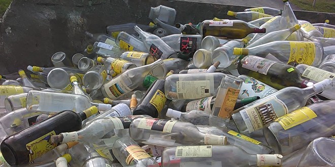Peste 70 de tone de sticlă au fost colectate cu ocazia campaniei desfăşurate în luna aprilie de către operatorul de salubritate