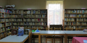 Biblioteca Col Mihai Eminescu